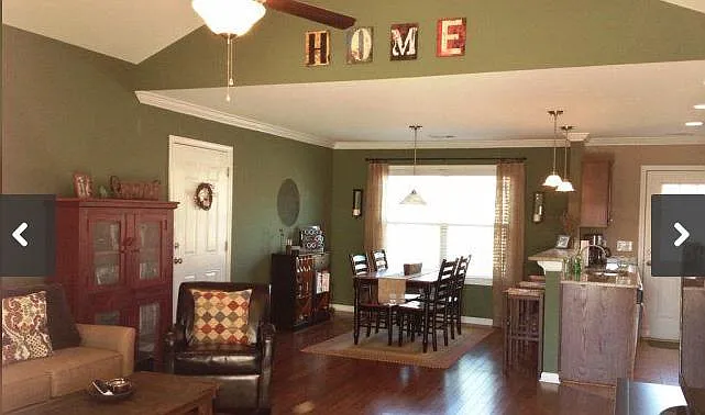 3 bed, 1266 sqft, $1,800 — Photo 2