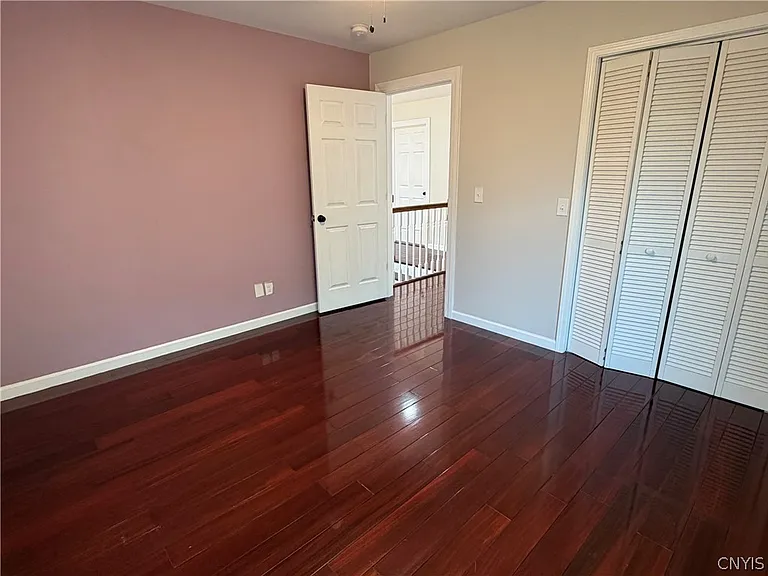 923 Emmett St — Photo 35