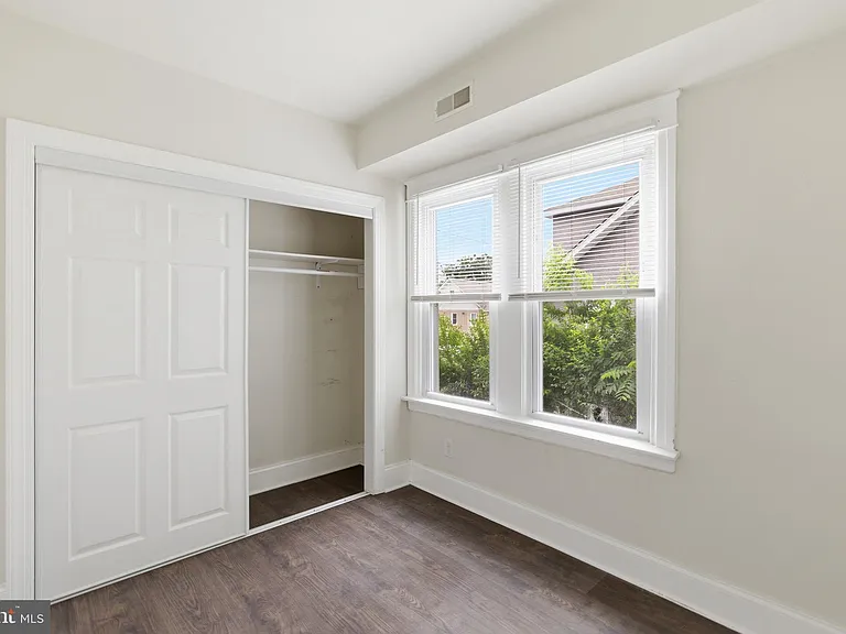 820 Greenhill Rd — Photo 12