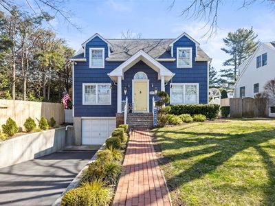 39 Baldwin Boulevard, Bayville, NY, 11709