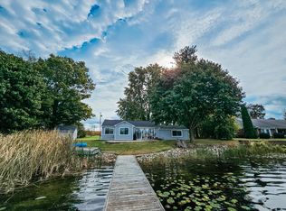 10918 Curth Rd, Jonesville, MI 49250