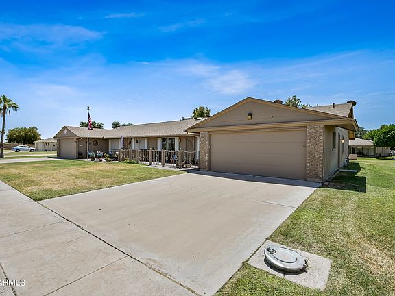 2nd image of 10206 W PINERIDGE Drive