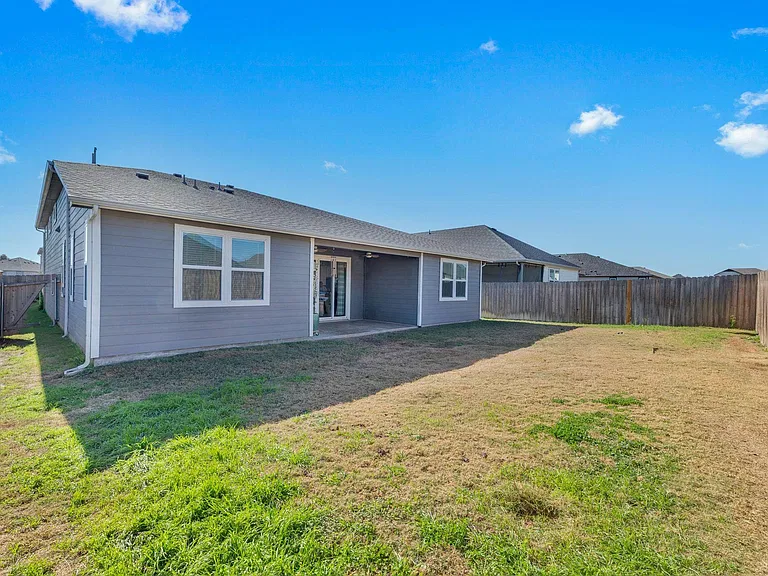 20704 John Gill Dr — Photo 28