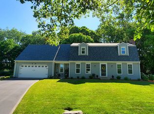 8407 Castlebrook Dr, Indianapolis, IN 46256