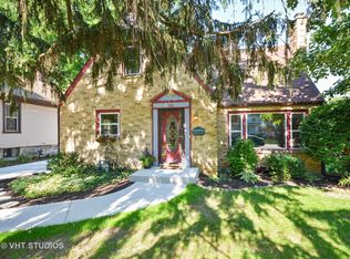 356 Hubbard Ave, Elgin, IL 60123