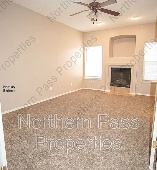 10790 Adin St — Photo 16