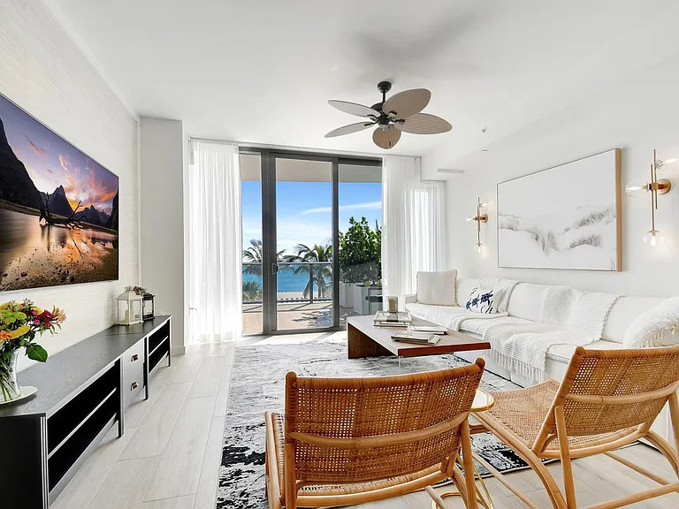 1116 N Ocean Blvd #303 — Photo 3