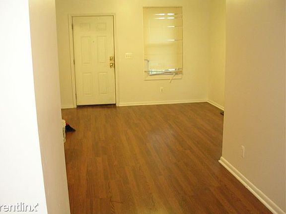 Living room Looking To Front