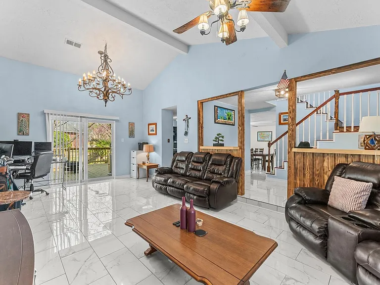 228 April Waters Dr W — Photo 10
