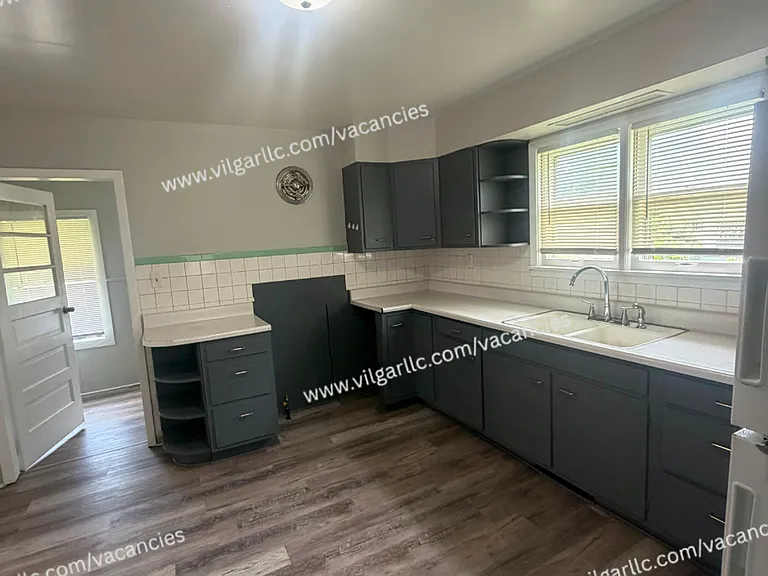 4639 Connecticut St — Photo 4