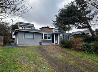 3280 NW Oar Pl, Lincoln City, OR