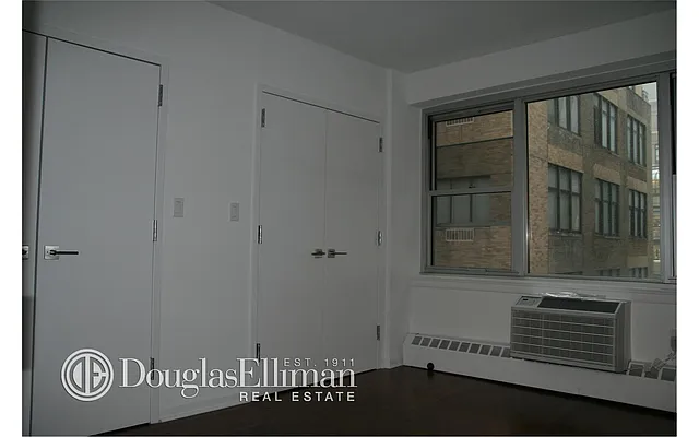 Rented by Douglas Elliman | media 4