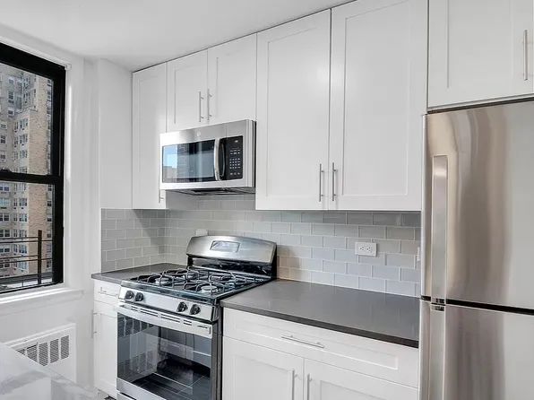 500a East 87th Street image 1 of 7