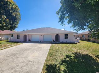1209 SE 23rd Pl, Cape Coral, FL 33990