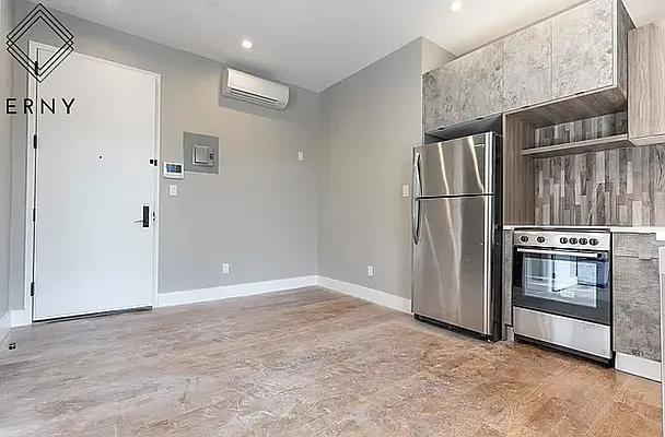 Rented by ERNY LLC | media 3