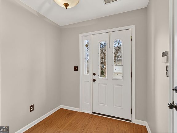 3rd image of 1186 Lake Point Way