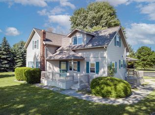 7206 Lawndale Rd, Freeland, MI 48623