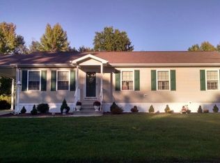 8 Mulberry Dr, Cream Ridge, NJ 08514