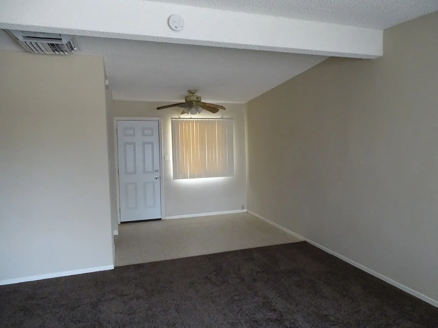 3 Bed 1 Bath — Photo 2