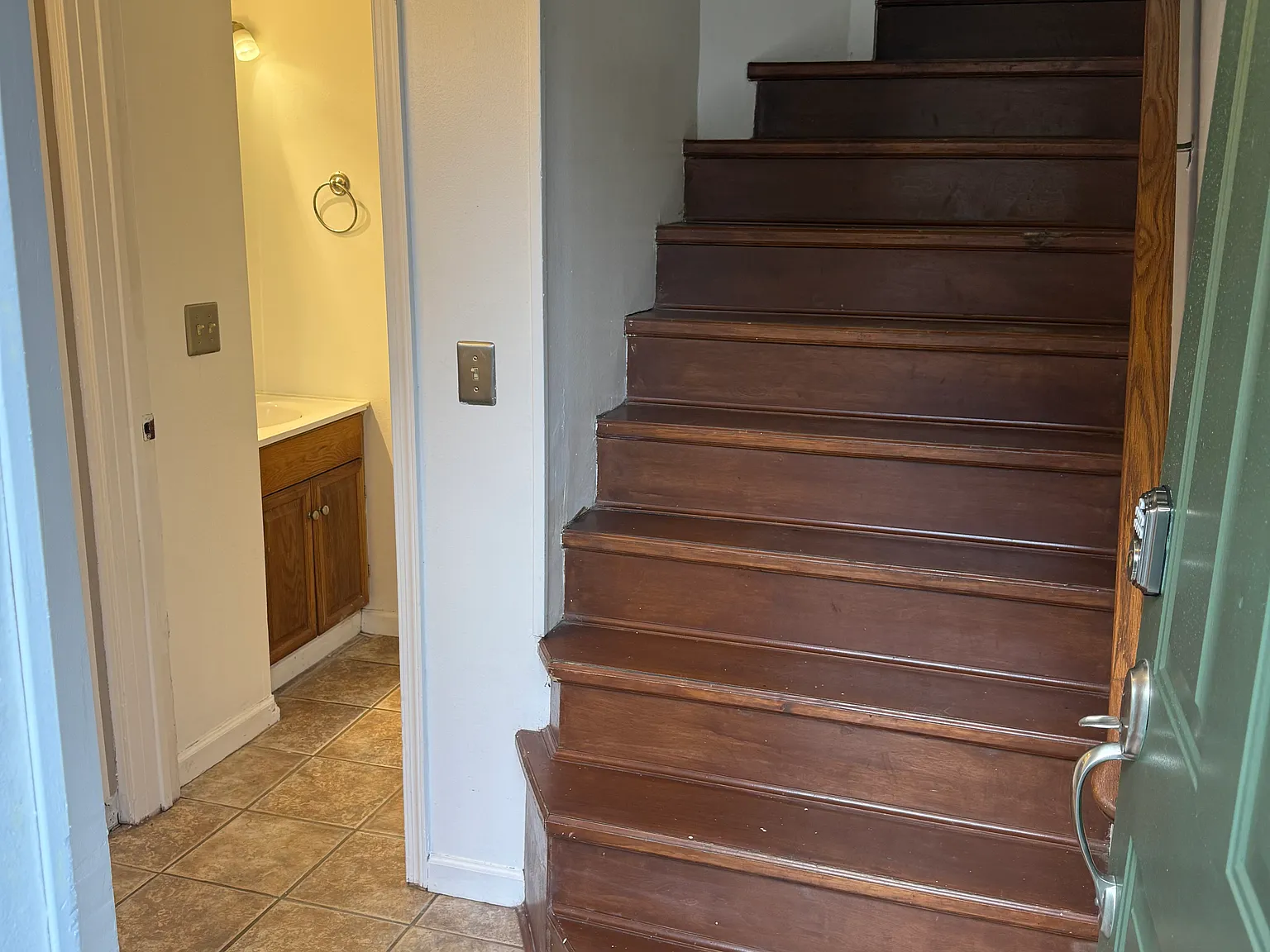 1 bed, 812 sqft, $800 — Photo 3