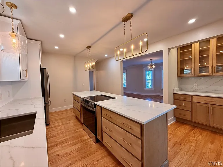 11 Sanger Ave — Photo 18