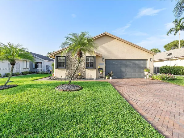 2430 NW 15th St, Delray Beach, FL 33445