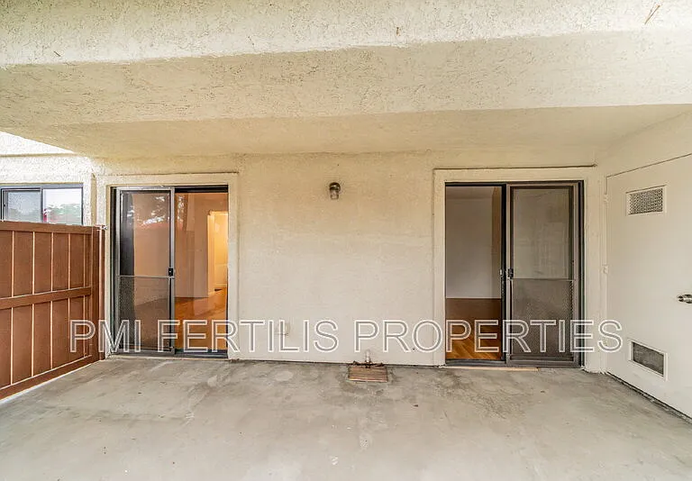 8331 Vineyard Ave #7 — Photo 22