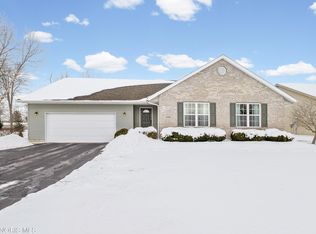 1200 1st St, Findlay, OH 45840