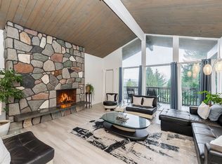 953 Ranch Park Way, Coquitlam, BC V3C 2H7