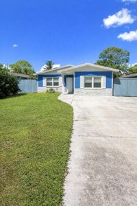 1735 Michigan Ave NE, Saint Petersburg, FL, 33703