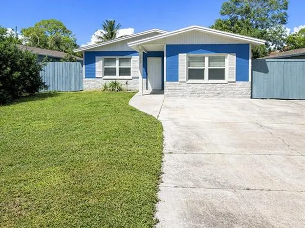 1735 Michigan Ave NE, Saint Petersburg, FL 33703