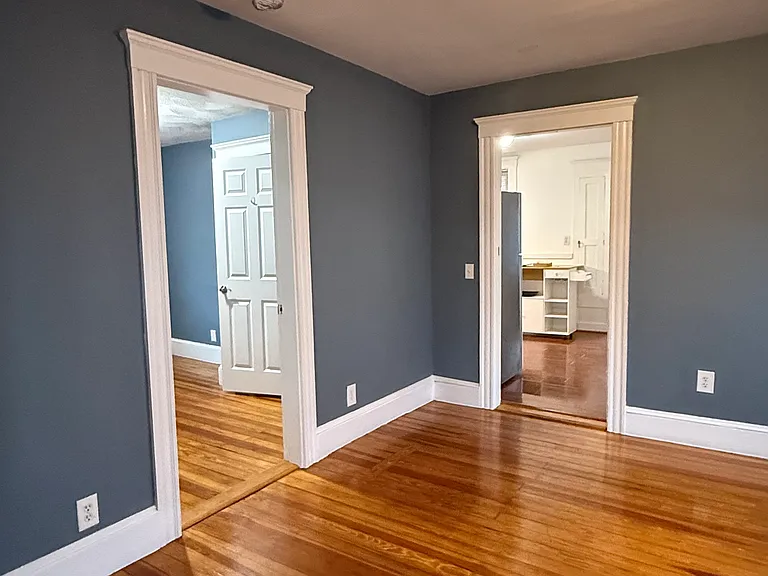 13 Nelson Rd #2 — Photo 2