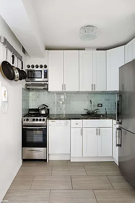 Sold by Citi Habitats | media 10