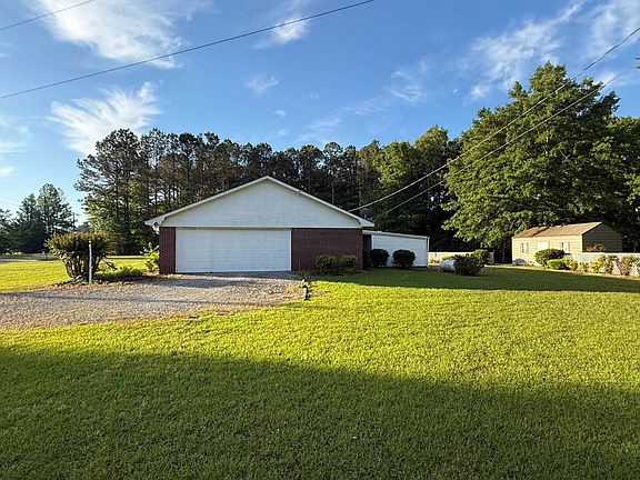 3rd image of 5925 Ellison Ridge Rd