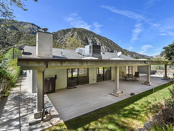 3rd image of 2447 Stonyvale Rd