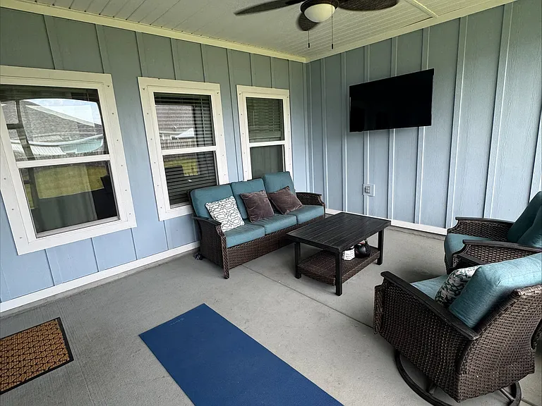 Screened Back Porch