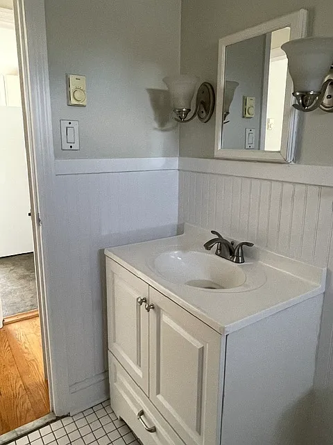 2 bed, 600 sqft, $1,900 — Photo 3