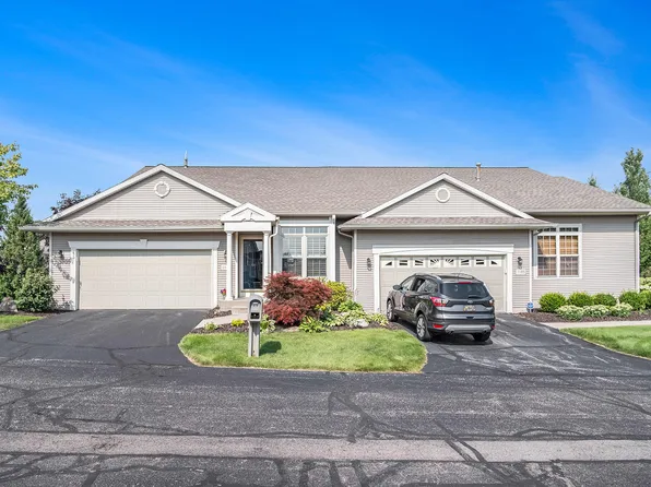 1183 Kensington St NW, Grand Rapids, MI 49534