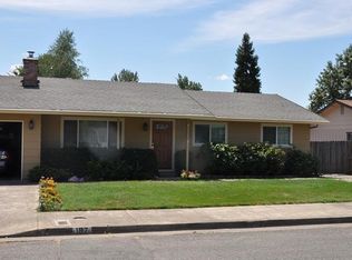 197 NW Blossom Dr, Grants Pass, OR