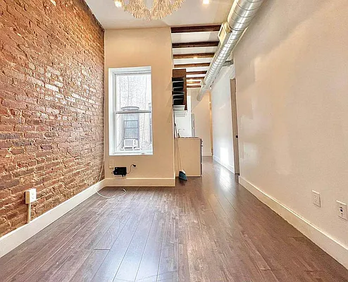 Rented by Doorway NYC, LLC | media 33