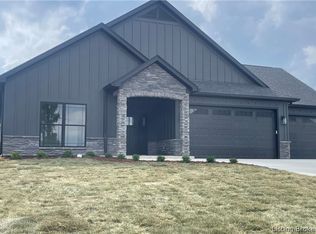 1993 Villa View Ct, Jeffersonville, IN 47130