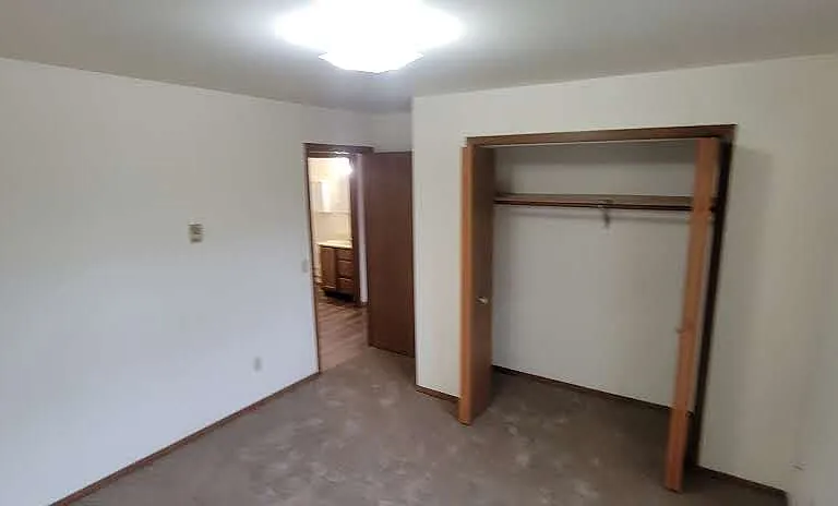 1108 W Hamilton Ave #8 — Photo 6