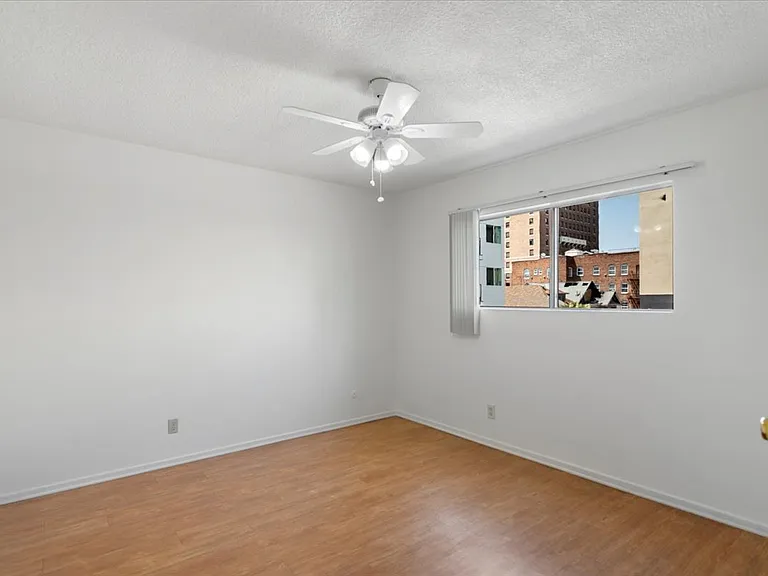 749 Garland Ave — Photo 10
