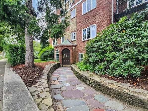 549 Centre St APT 4, Newton, MA 02458