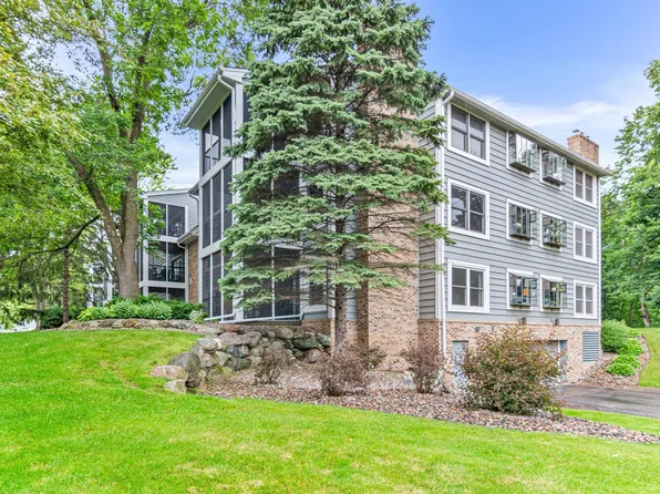 3000 Saint Albans Mill Rd APT 308, Minnetonka, MN 55305