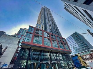 108 Peter St #3301, Toronto, ON M5V 0W2