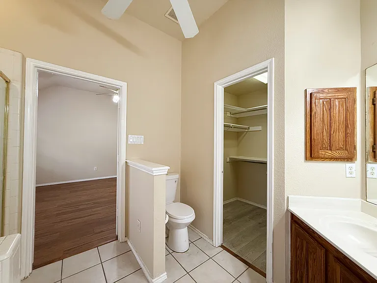 6000 Arlington Dr — Photo 26