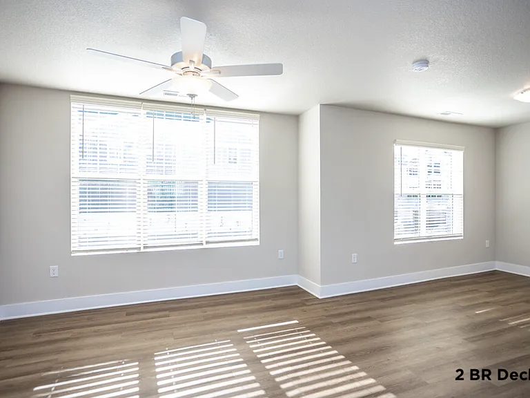 Grand Valley Townhomes — Photo 13