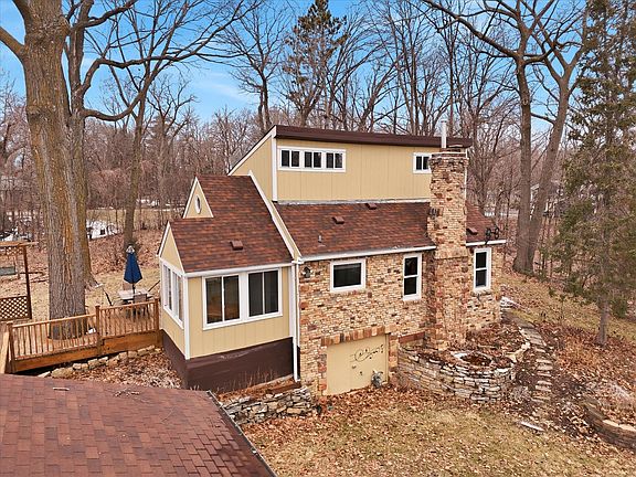 2nd image of 1305 Spruce Pl