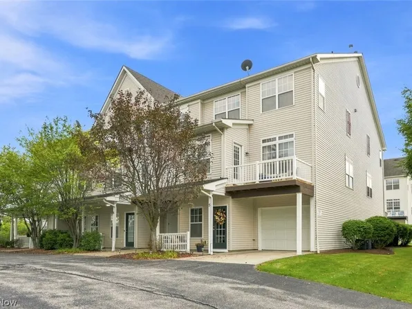 1214 E Chapman Ln #5, Medina, OH 44256